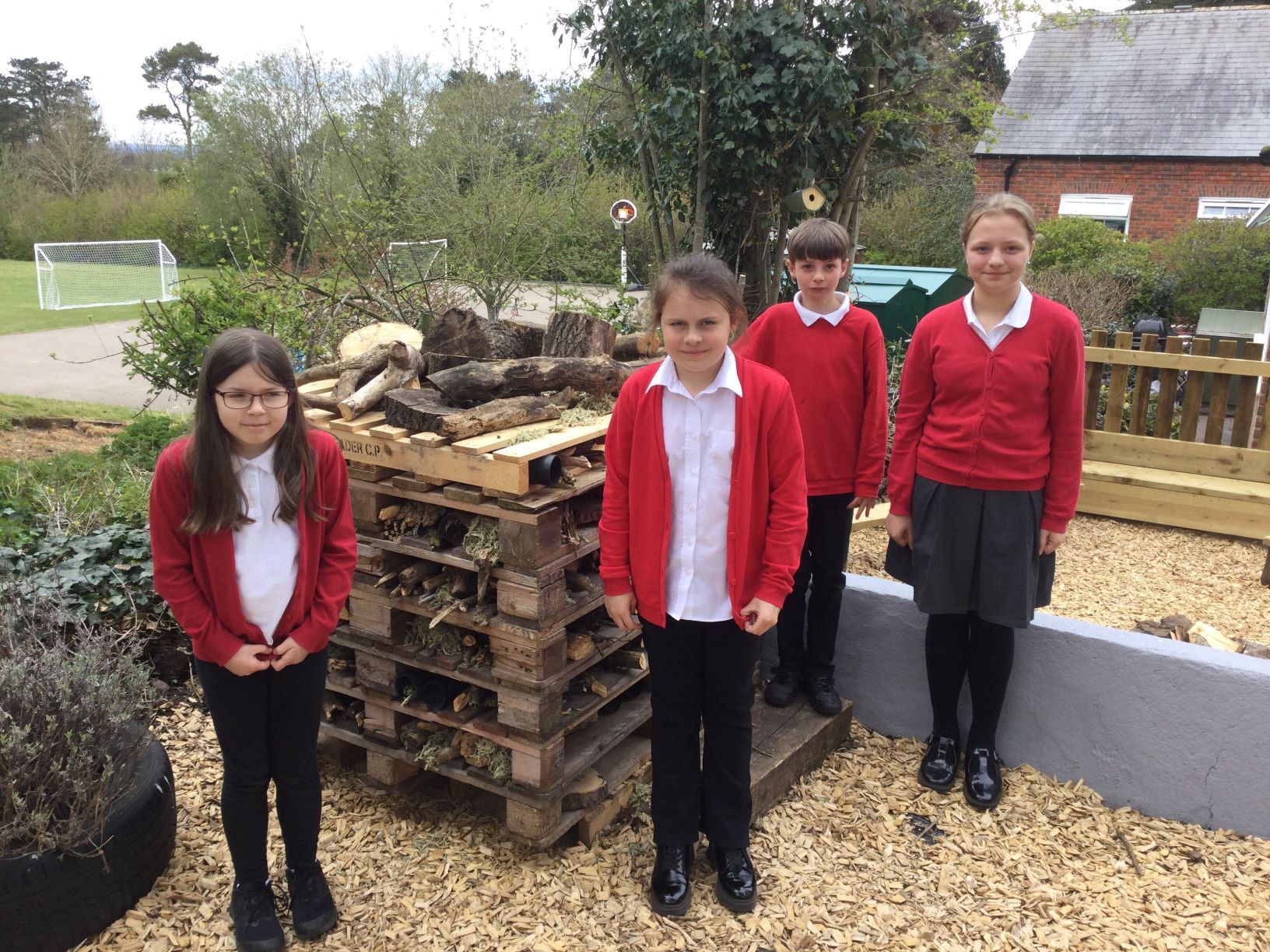 Dunton Bassett volunteers create  wildlife haven for local pupils
