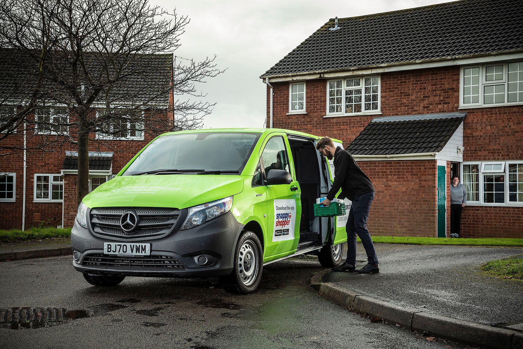 Central England Co-op extends free delivery until end of 2021
