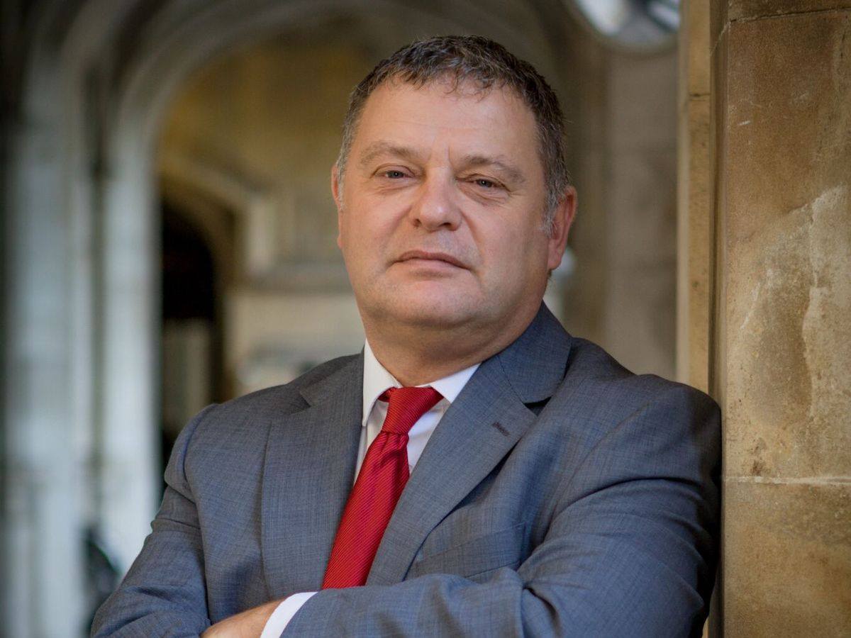 MP backs plan for UK's first low-carbon hydrogen plant at Stanlow refinery