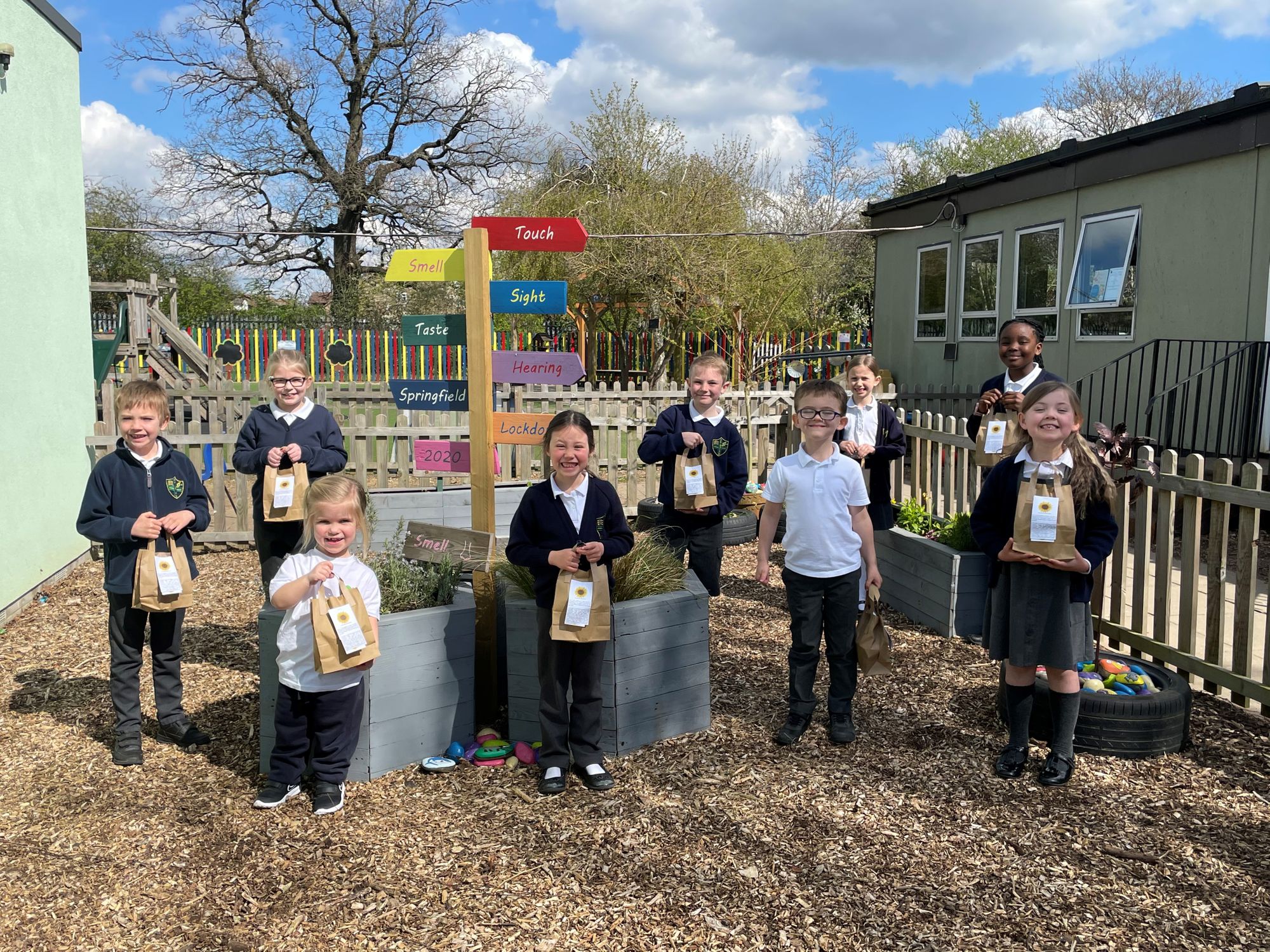 Springfield school PTA spreads smiles with sunflowers