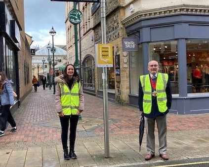 Barnstaple mayor urges shoppers to stay local as business reopens