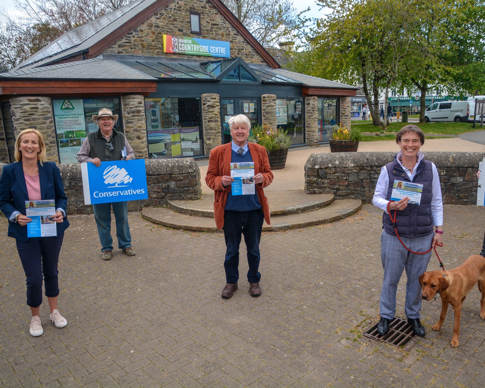 Boris Johnson 'totally focussed on the essentials' says father Stanley on campaign trip to Braunton