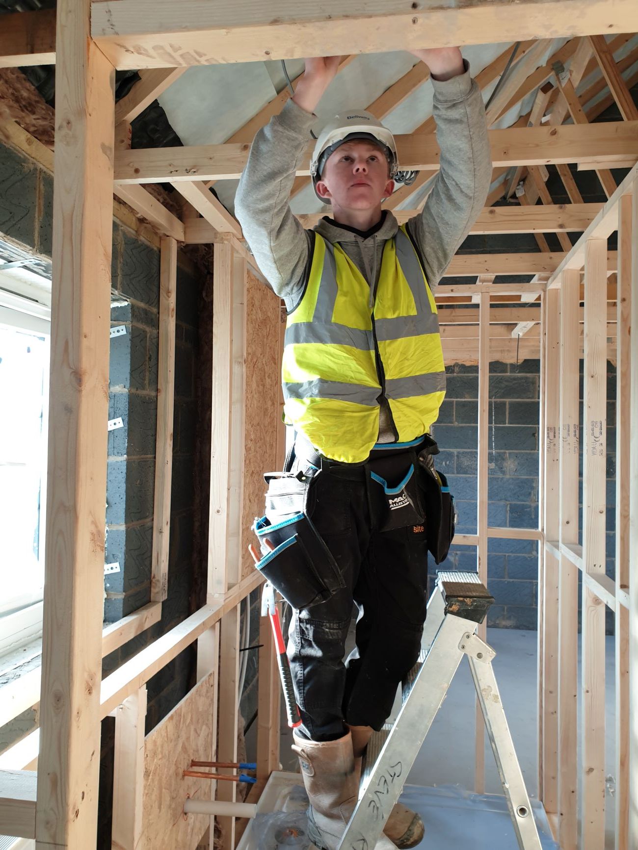 Maghull apprentice electrician is highly commended in national awards