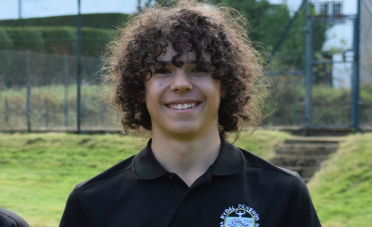 Promising Rydal Penrhos golfer heading across the pond