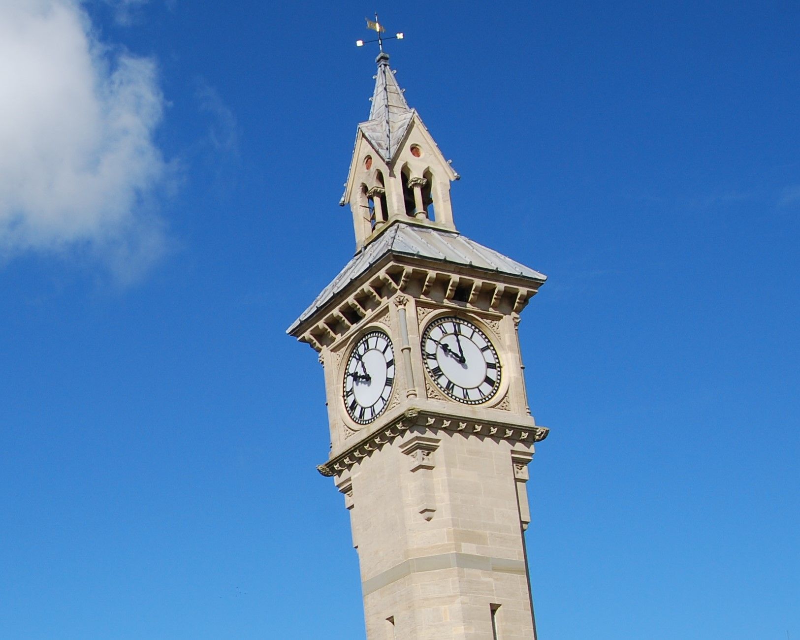 Barnstaple council bring forward annual meeting and urge re-think on remote meetings rule