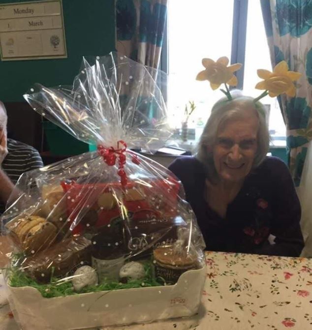 Cardiff care home residents celebrate St David's Day