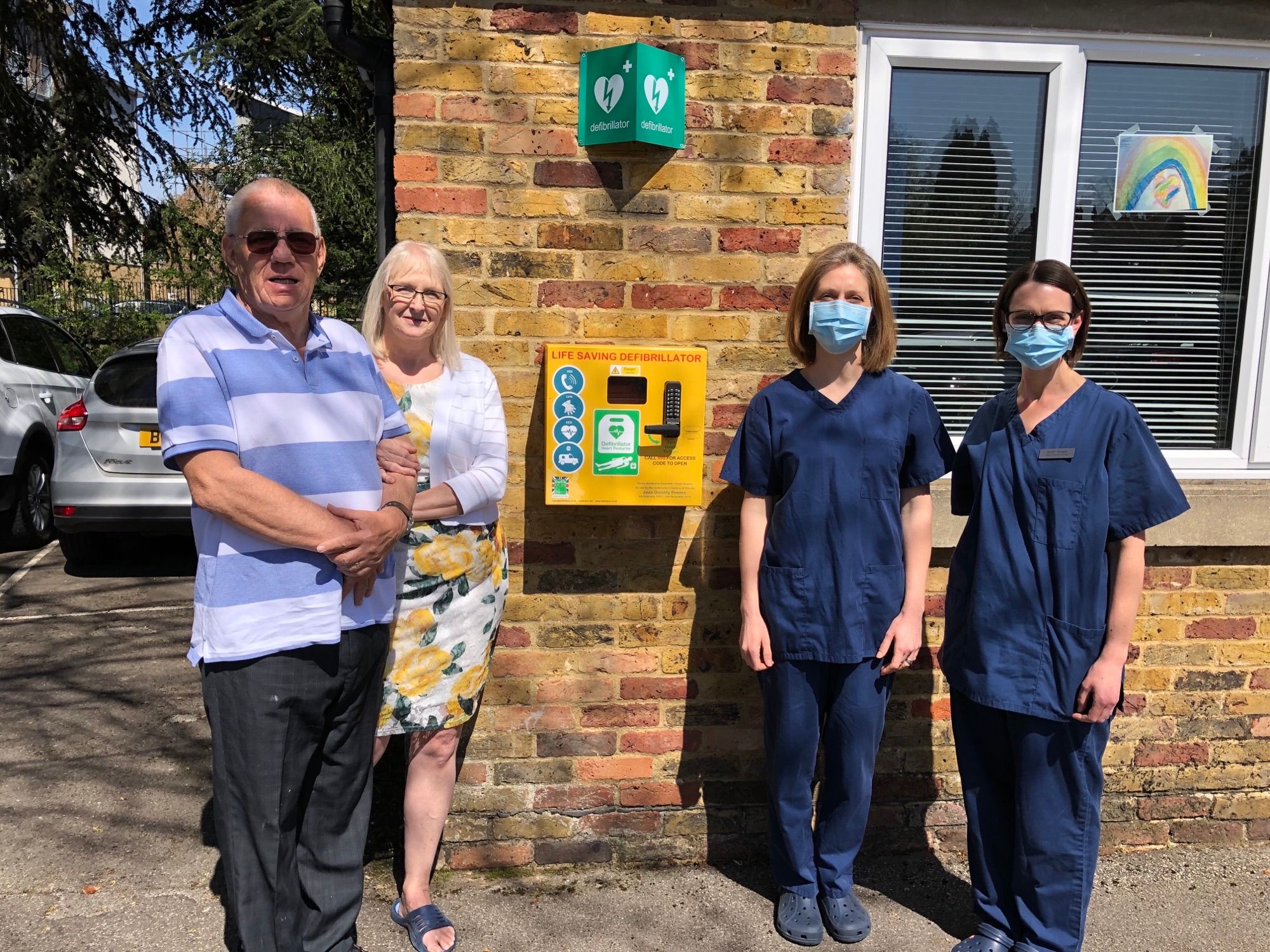 Community defibrillator fitted to Farnborough surgery in memory of local resident