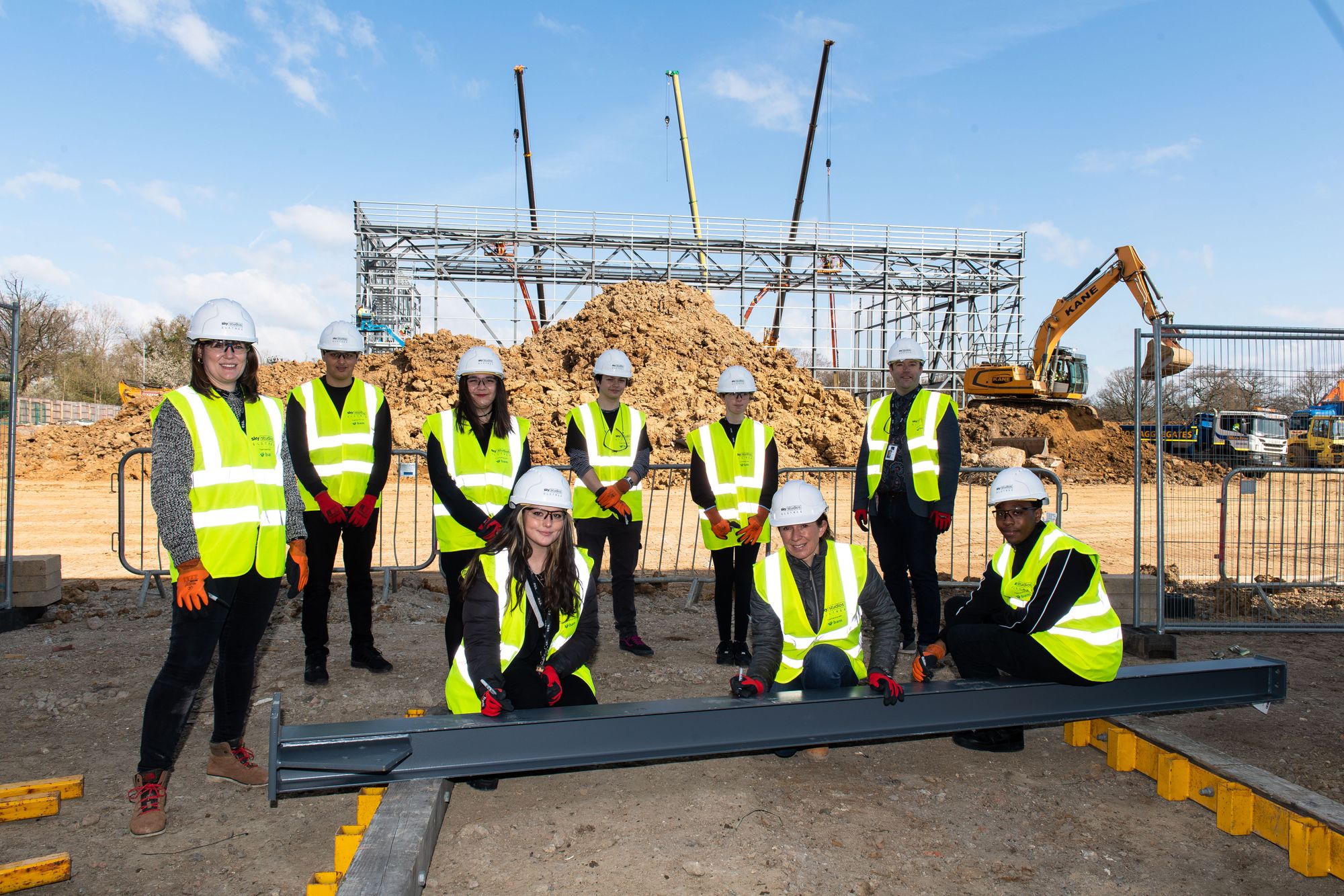 Elstree pupils to take part in nine-month documentary project in partnership with Sky