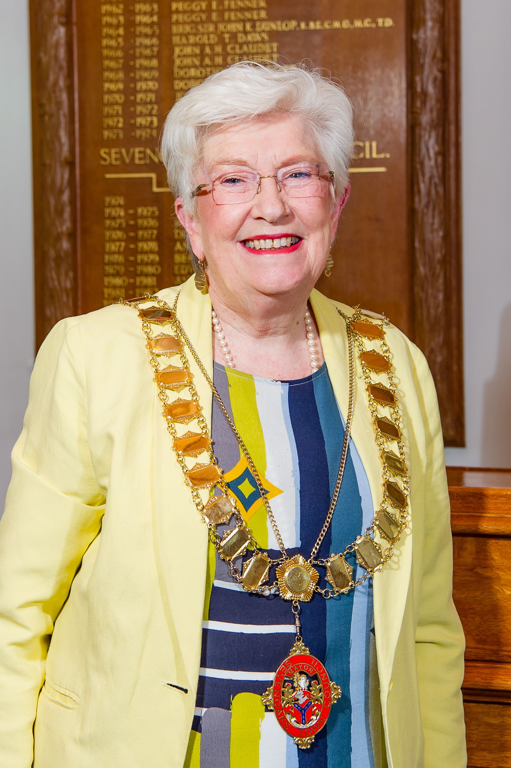 Former dentist elected as Sevenoaks mayor for a second term