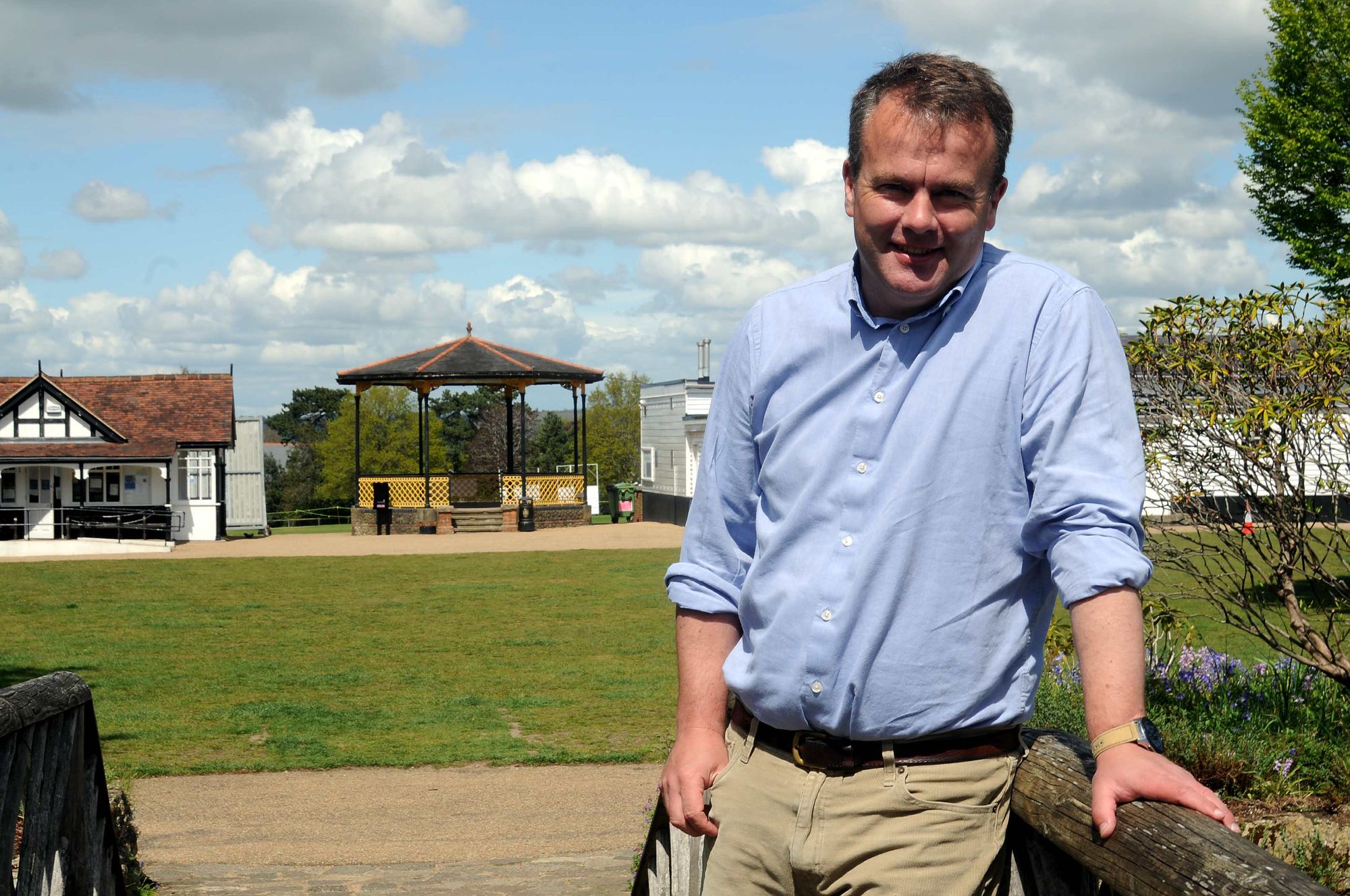 Lib Dem breaks Tory dominance to win central Sevenoaks seat