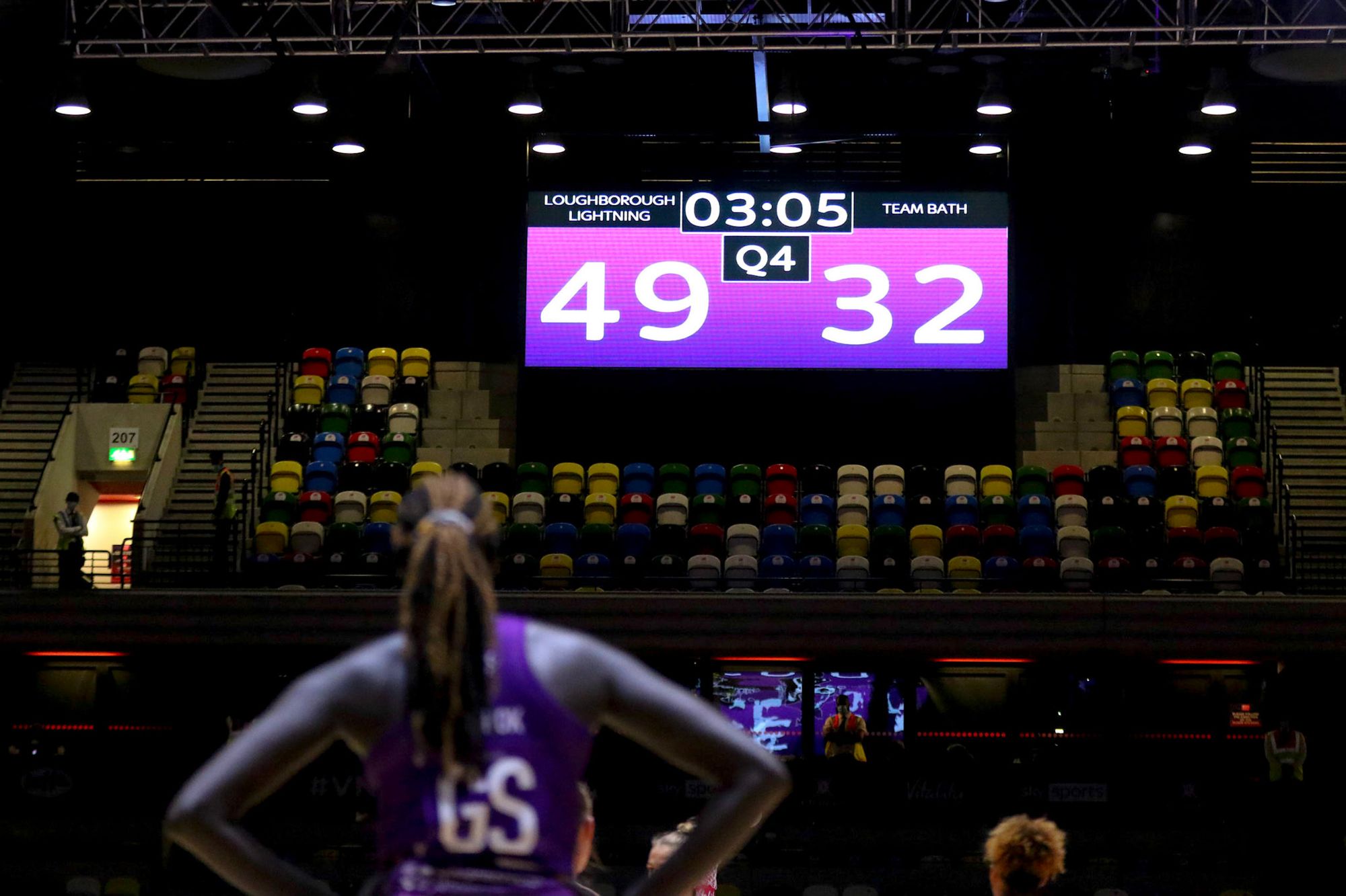 Loughborough Lightning top the table with sensational victory