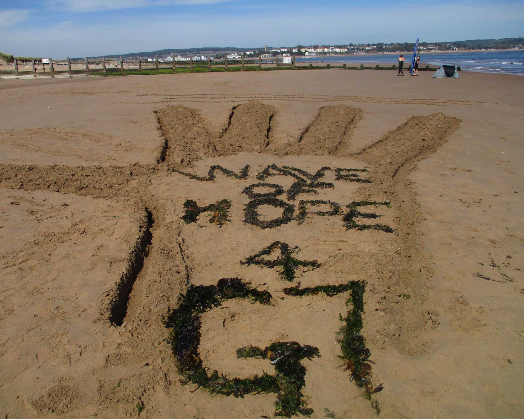 Exmouth and Exeter launch a Wave of Hope to send a message to G7 world leaders