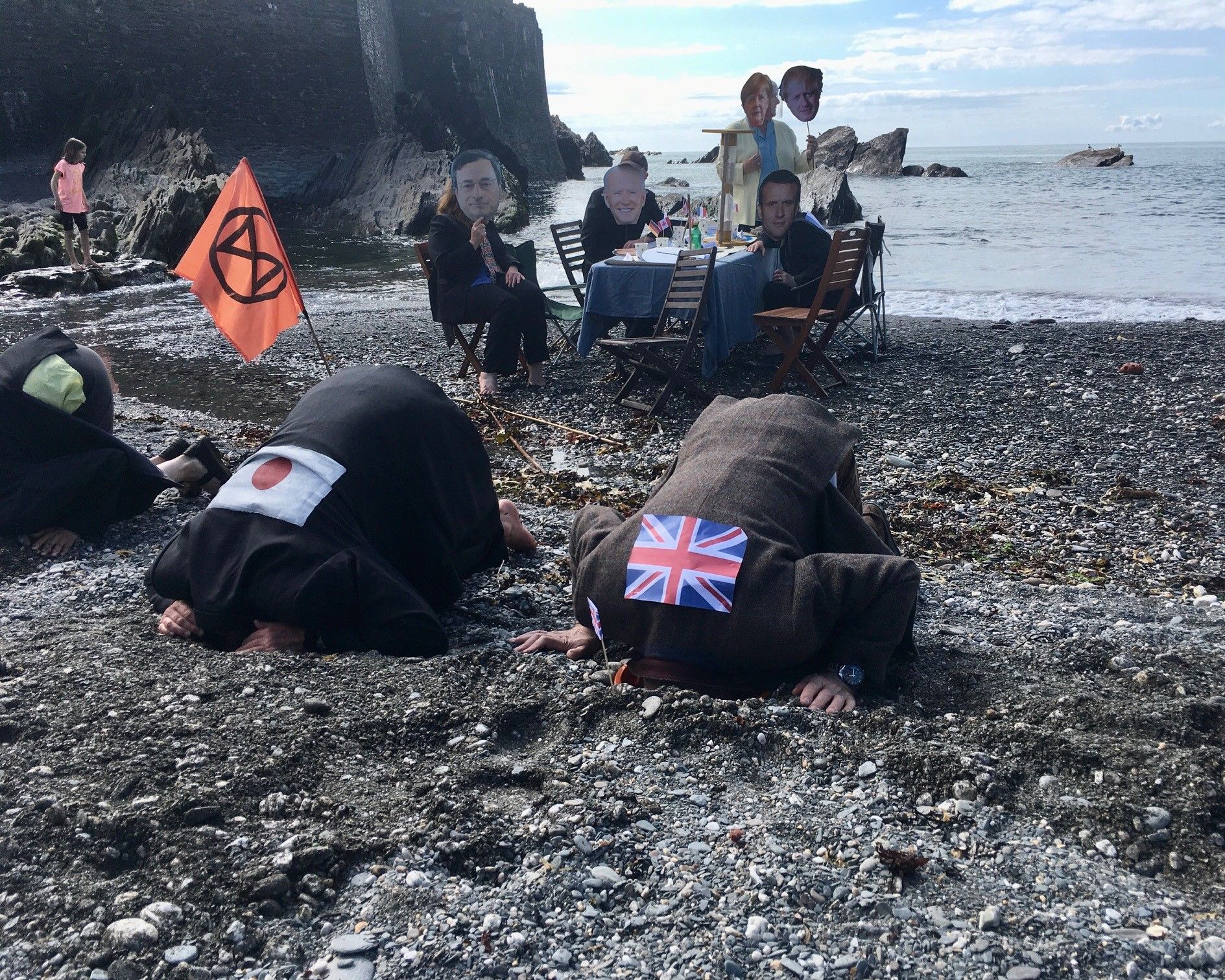 North Devon Extinction Rebellion send climate change message ahead of G7 Summit