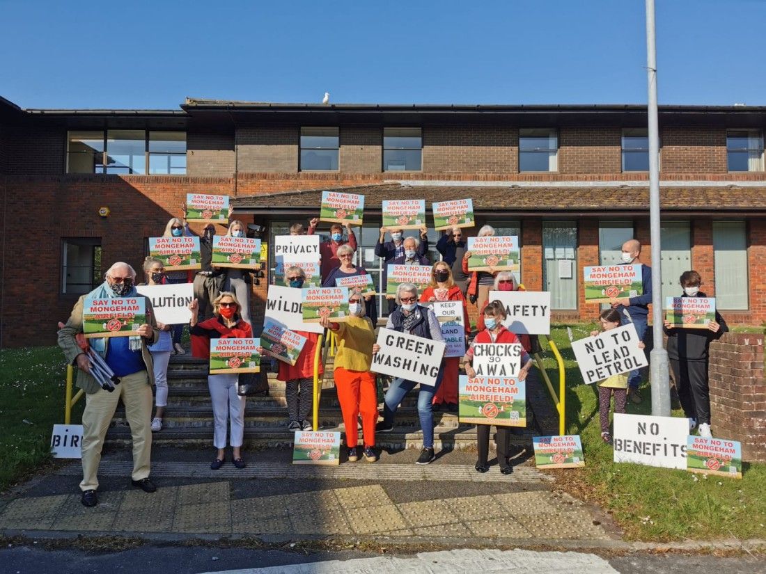 Campaigners say NO to Mongeham airstrip