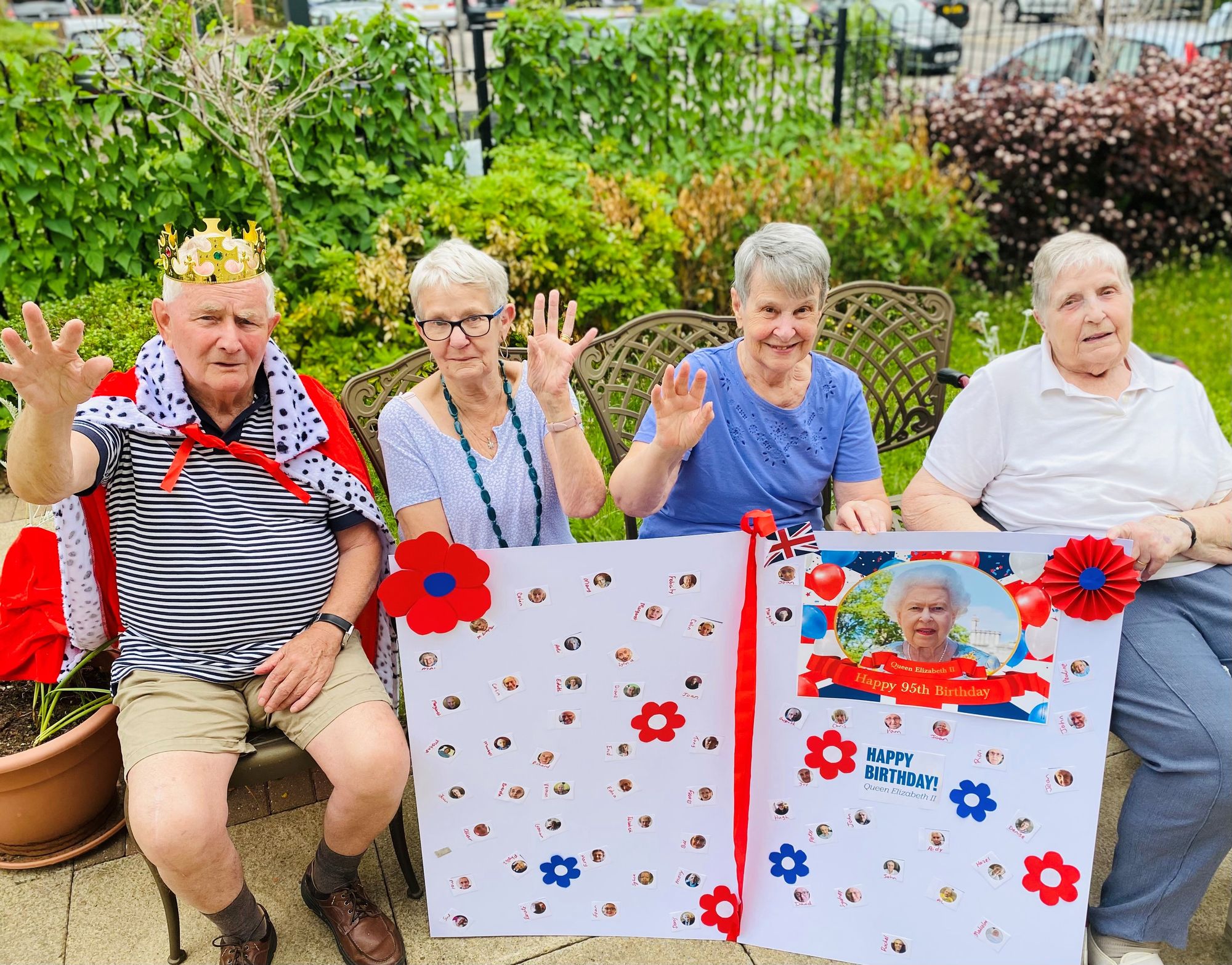 Sixty-eight Abingdon residents 'troop' out for Queen's official birthday