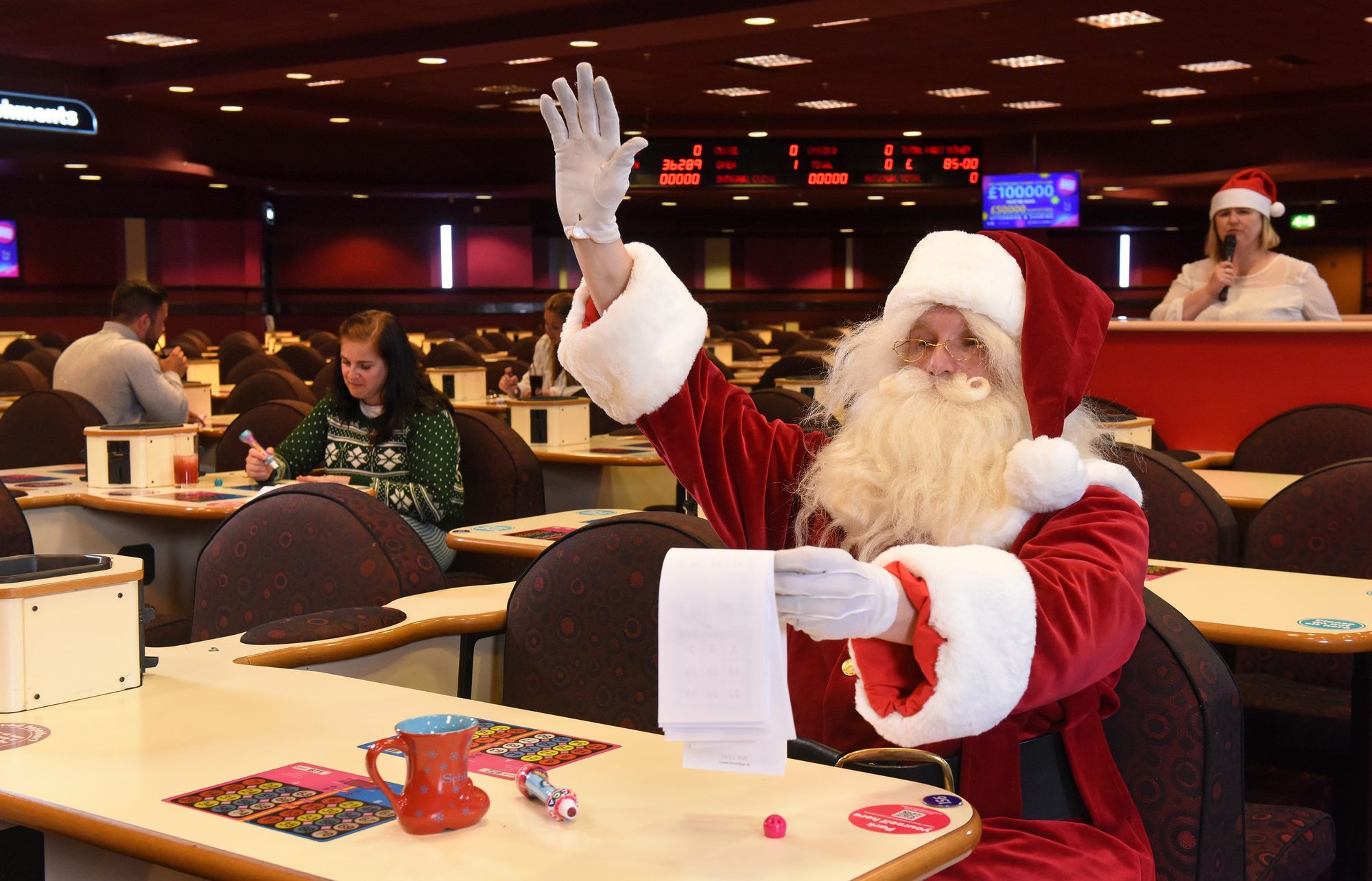 Mecca Bingo Rochdale hosts Christmas celebration in June