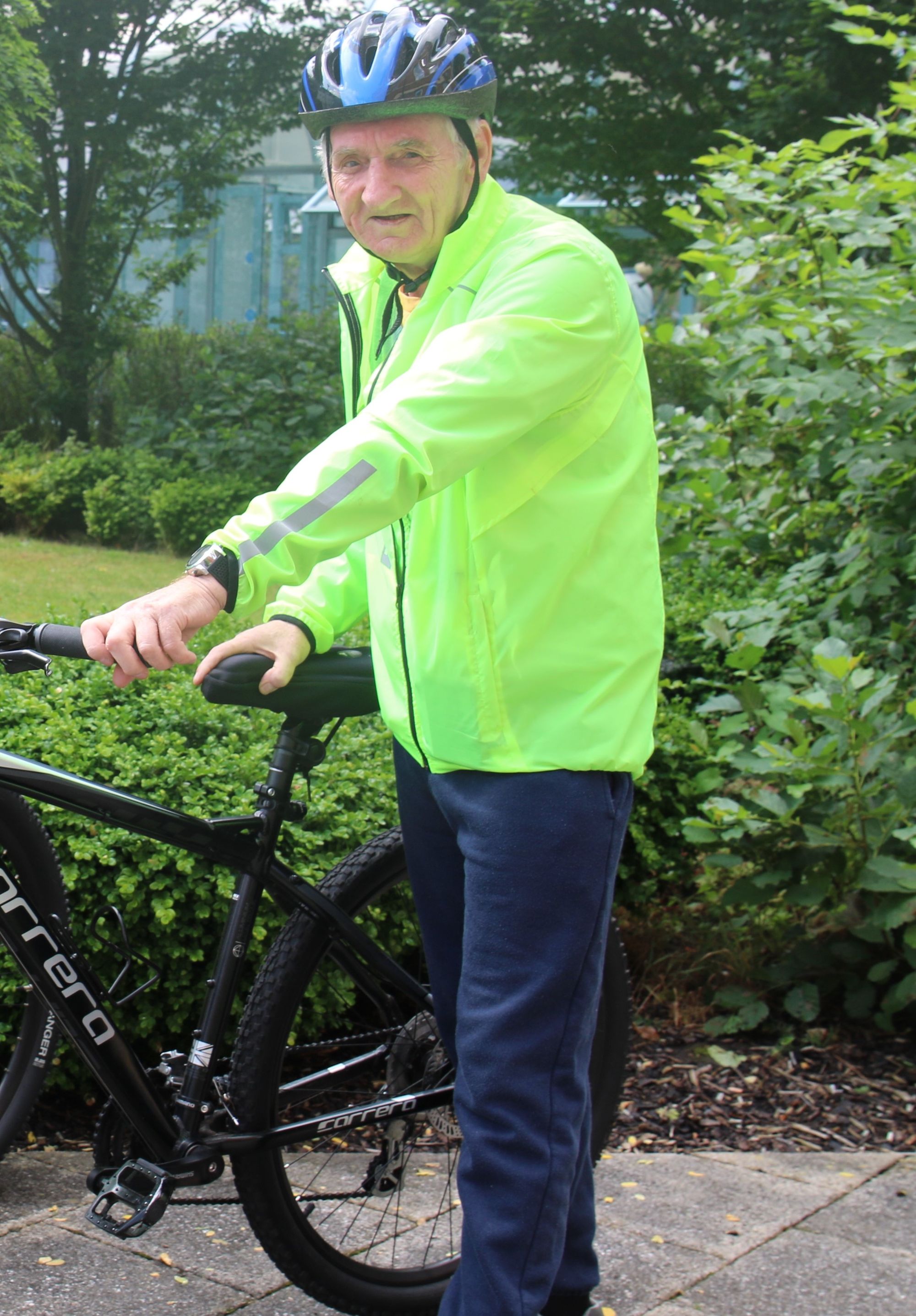 Great-grandfather's epic bike rides for Stepping Hill