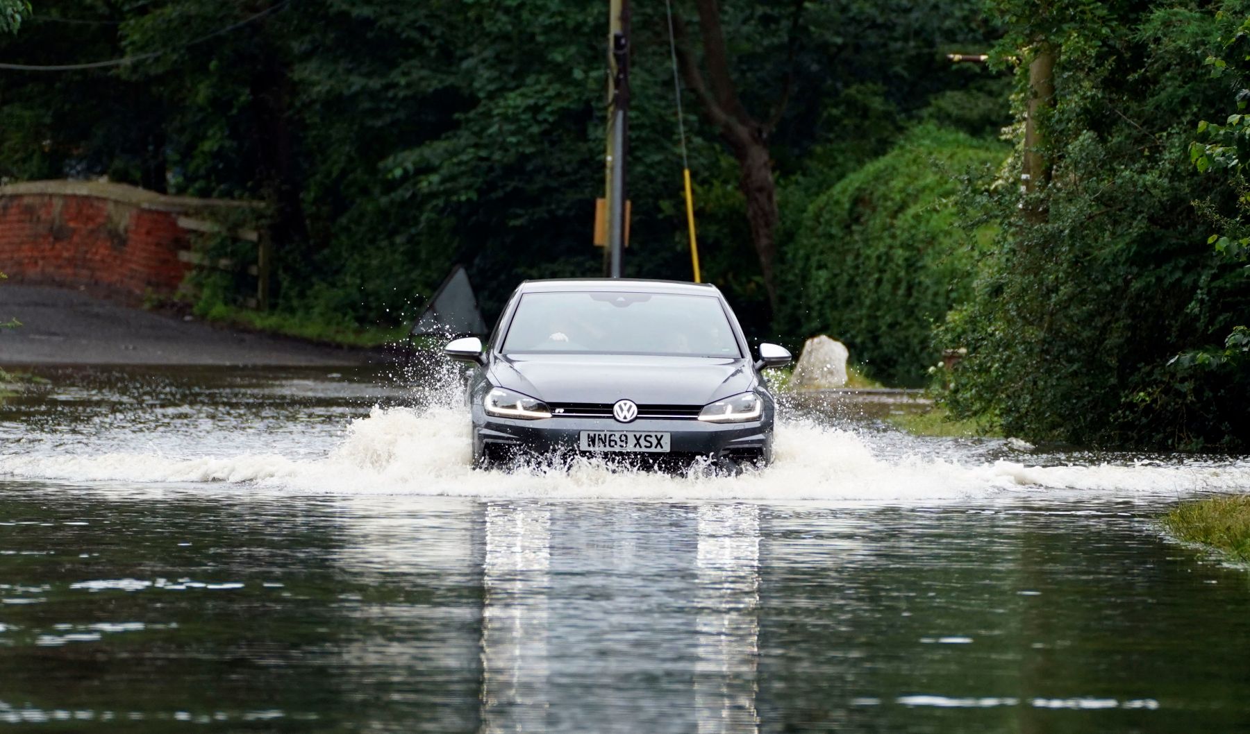 Flood warnings issued by Met Office in parts of England