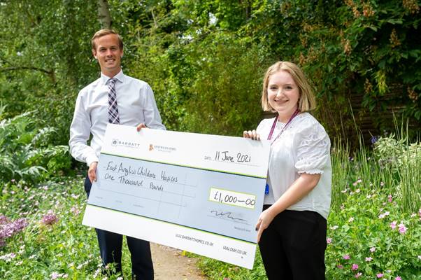Homebuilder donates £1000 to children's hospice near Cambridge