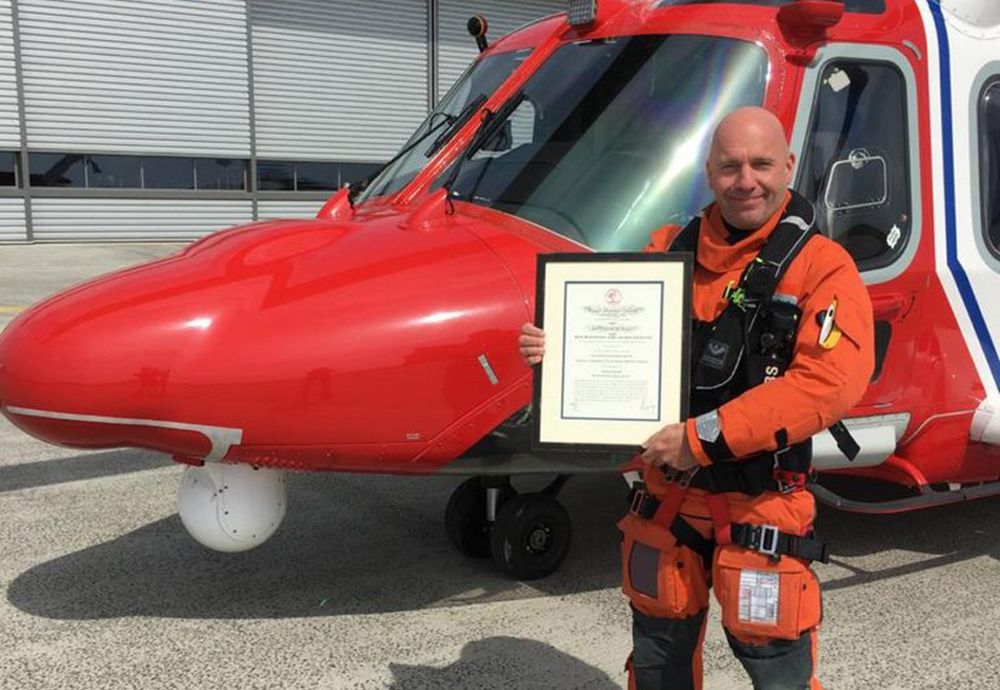 Bravery award for paramedic following Dymchurch sea rescue