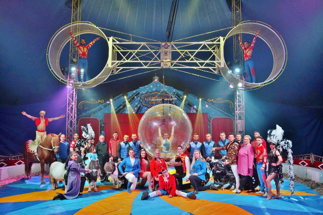 Circus coming to Middleton and Heywood asks punters to bring a foodbank donation for local bank