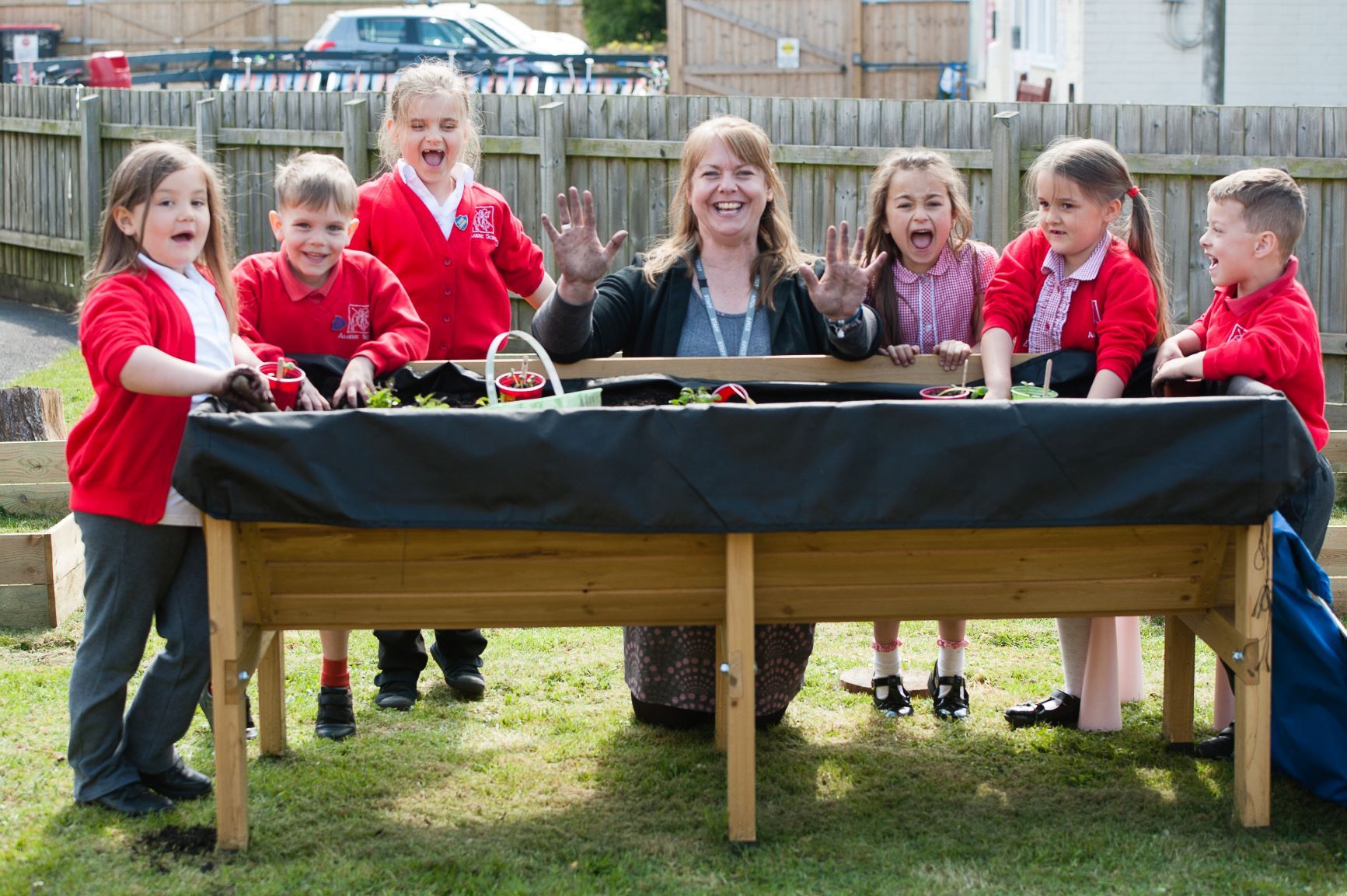 Melksham primary school garden gets a much-needed makeover thanks to a donation from local housebuilder