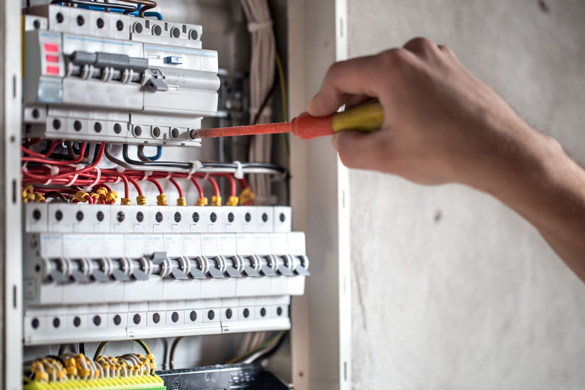 West Midland electricians set to benefit from qualifications boost
