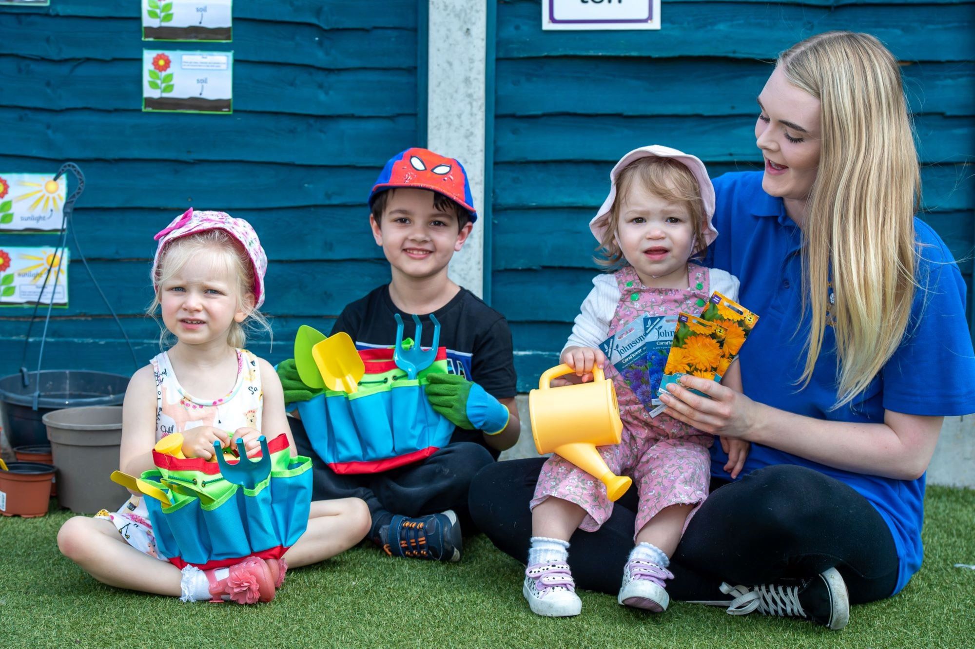 Nursery children receive blooming brilliant donation from Leicestershire developer