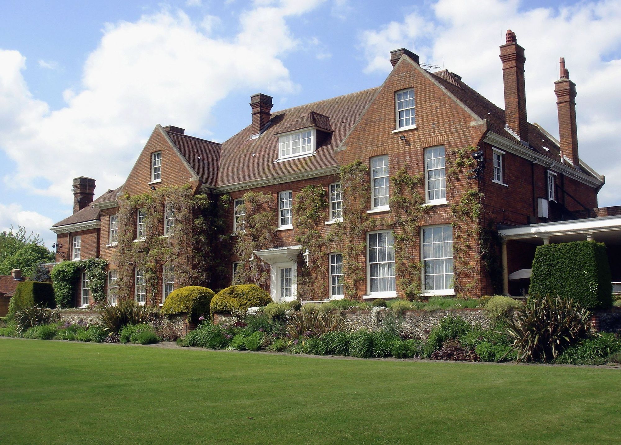 How to see inside the priciest properties in your local area