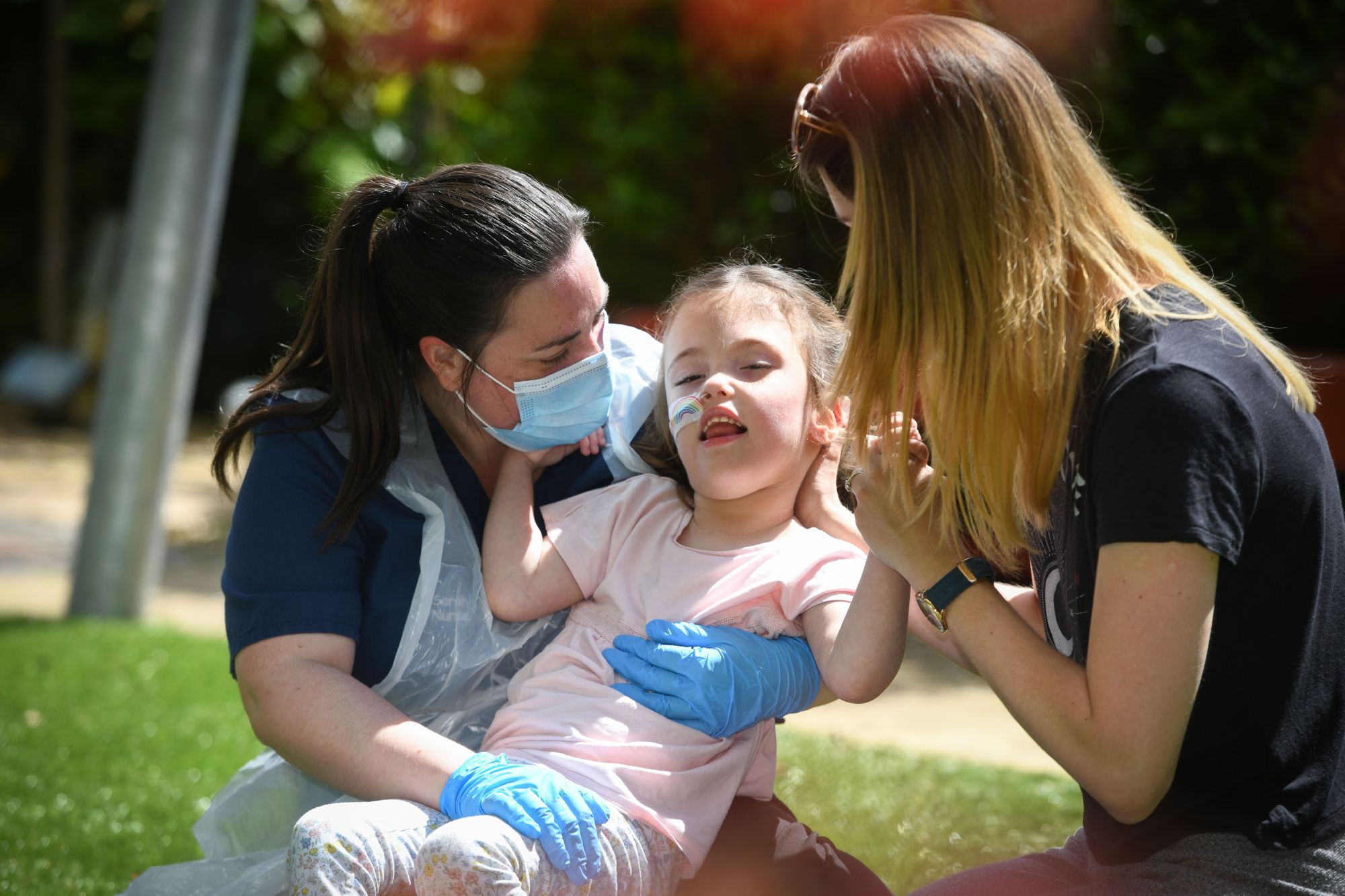 Children’s charity and hospice launch drive asking nurses to join their team