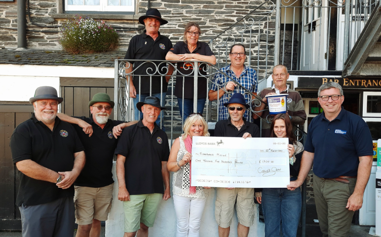 New Boscastle shanty group revives Sixties tradition