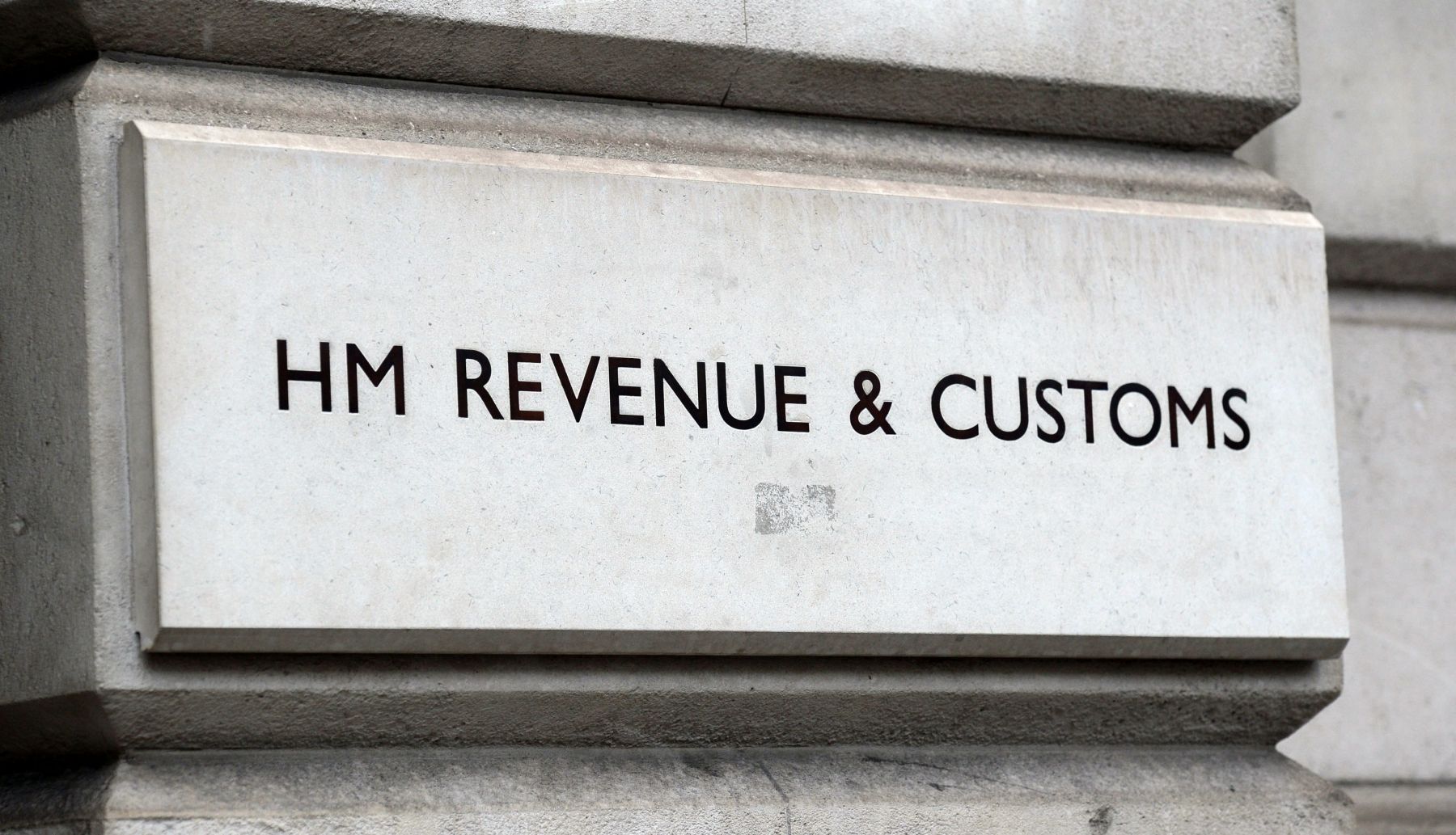 Almost 200 firms ‘named and shamed’ over minimum wages