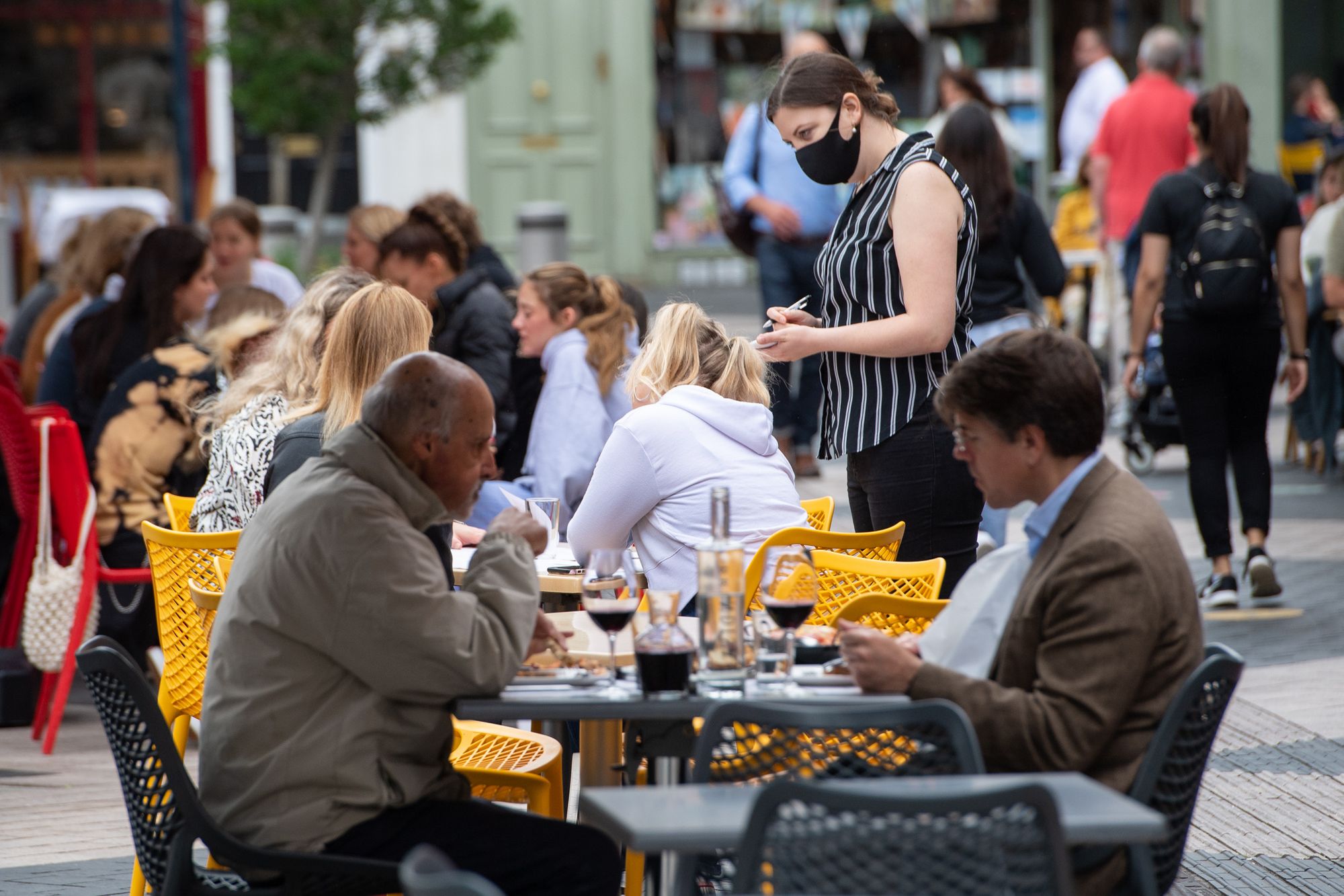 England's streets gained more than 17,000 outdoor seats during pandemic