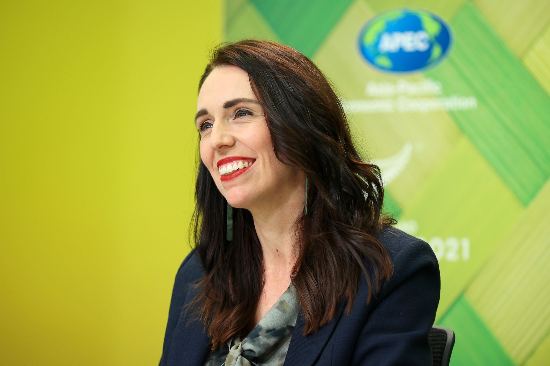 New Zealand plans to reopen international travel borders in 2022