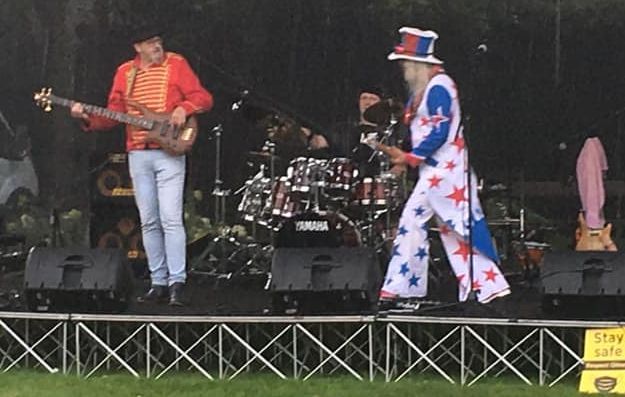East Grinstead sings in the rain