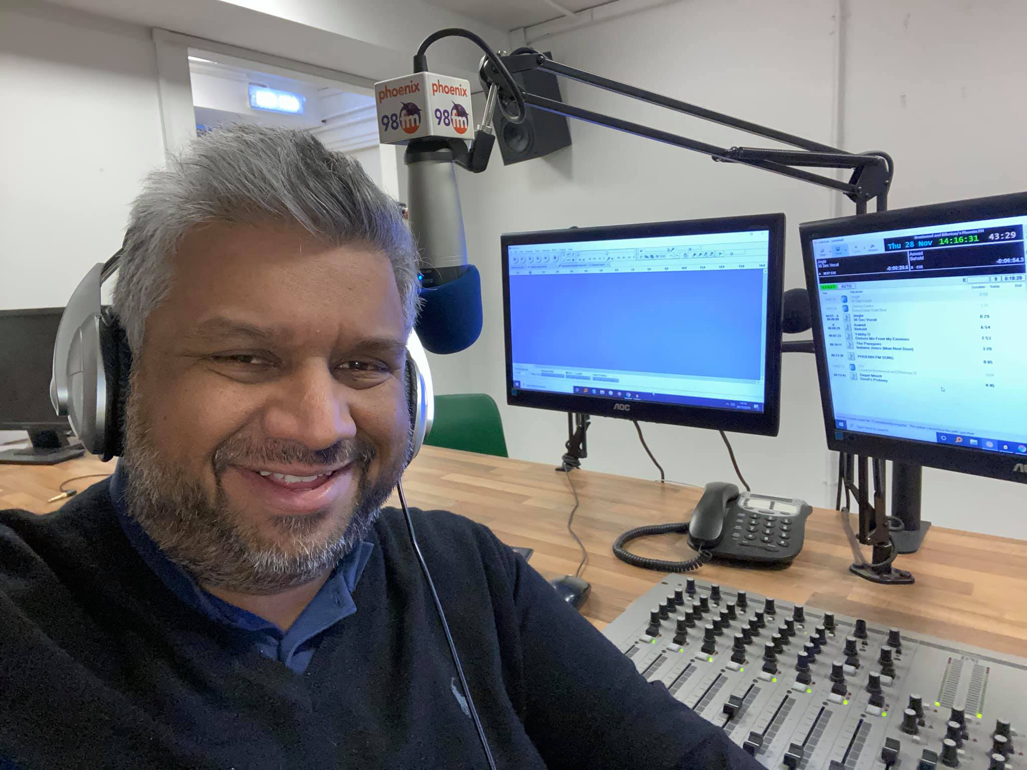 Phoenix FM: Cricket show continues to pull in the sport's biggest names