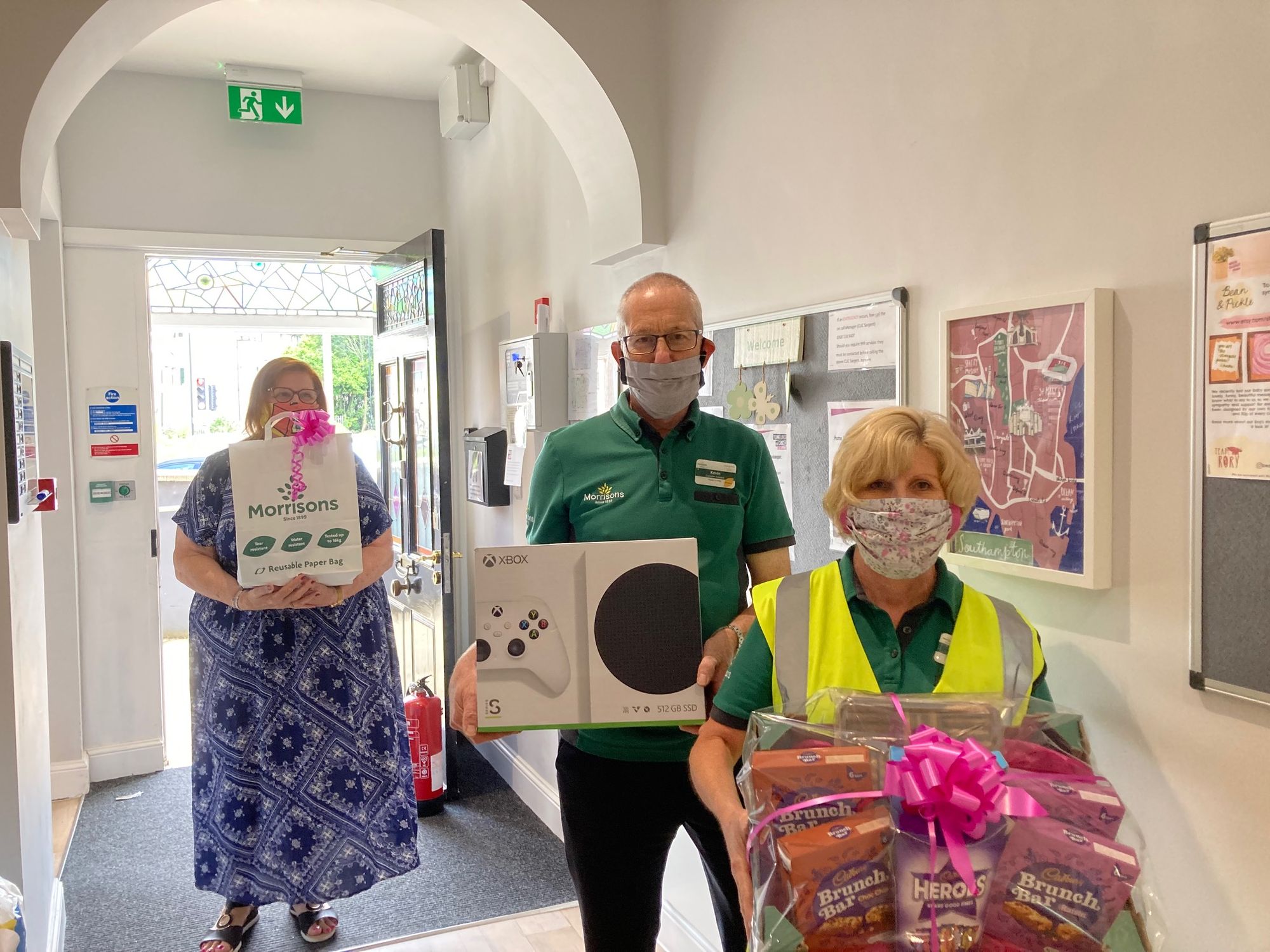 Farnborough Morrisons make donation to cancer support charity