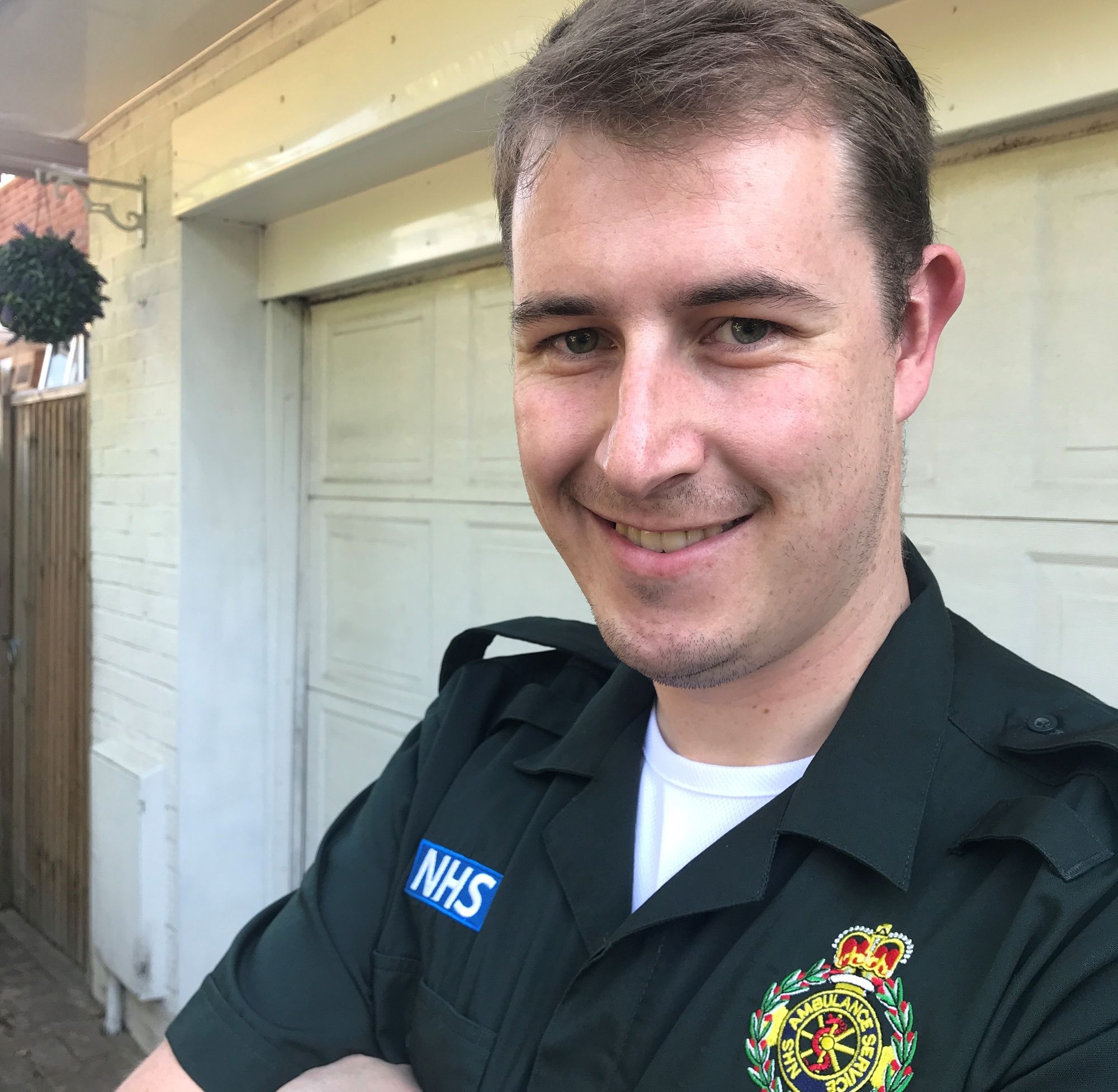 Chesham ambulance dispatcher sheds the pounds and takes on world's fastest zipline for charity