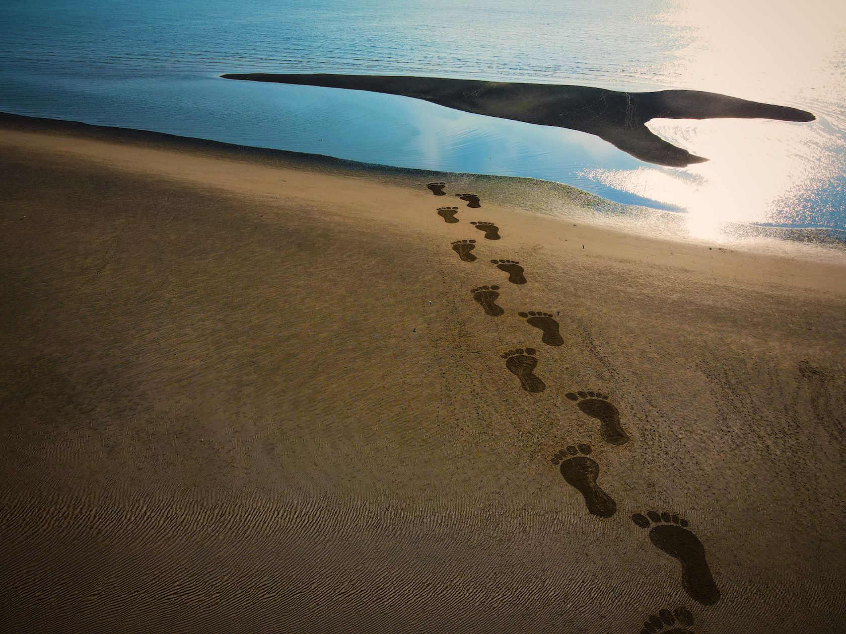 Spectacular super-sized footprints on Fylde beach