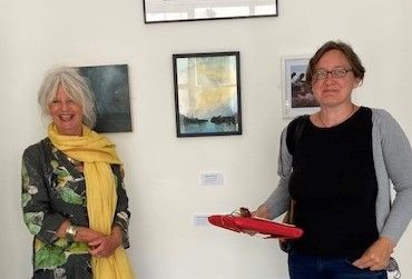 Prize in memory of Llansteffan artist Osi Rhys Osmond awarded to Carmarthen School of Art graduate