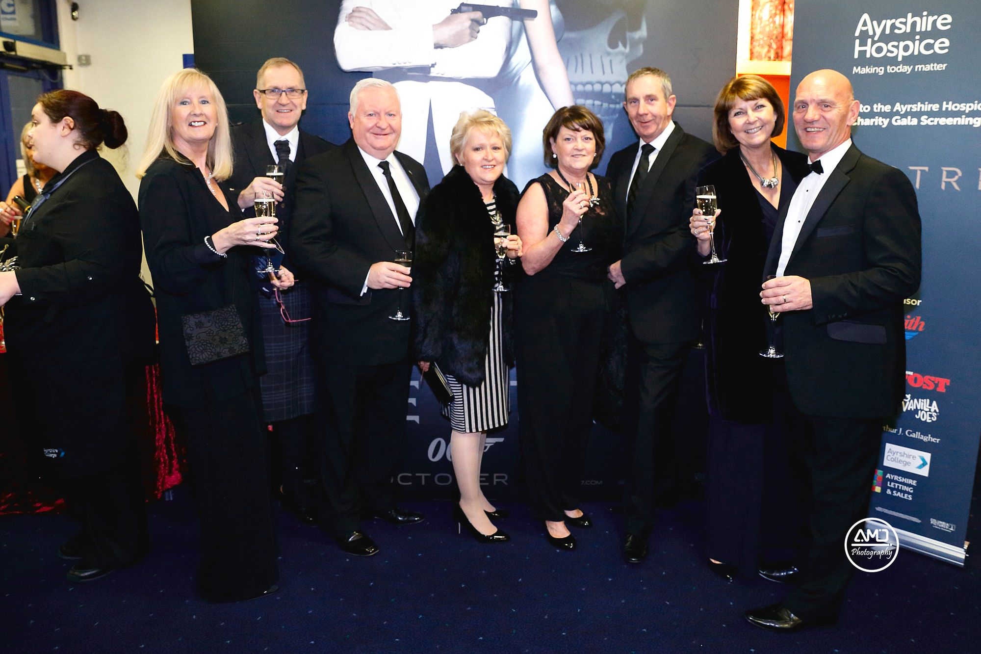 Ayrshire Hospice roll out the red carpet for Bond gala screening