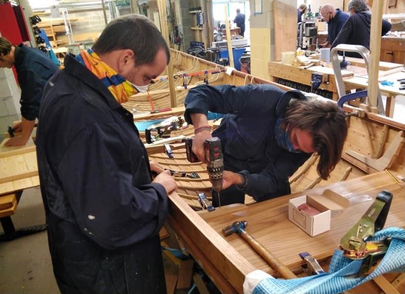 Cornish pilot gig built by Falmouth college students to be used by veterans charity