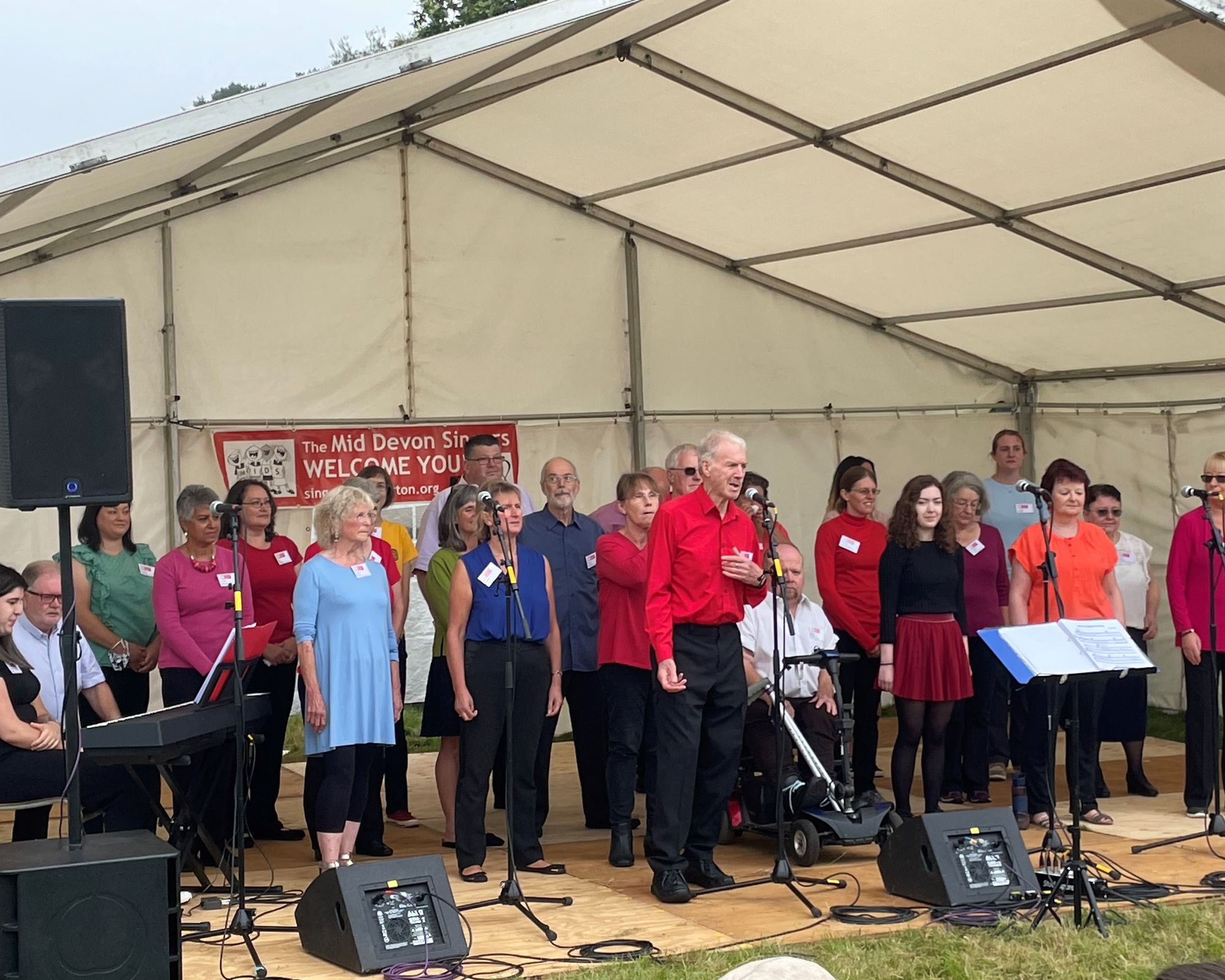 Mid Devon Singers enjoy Uffculme Show performance