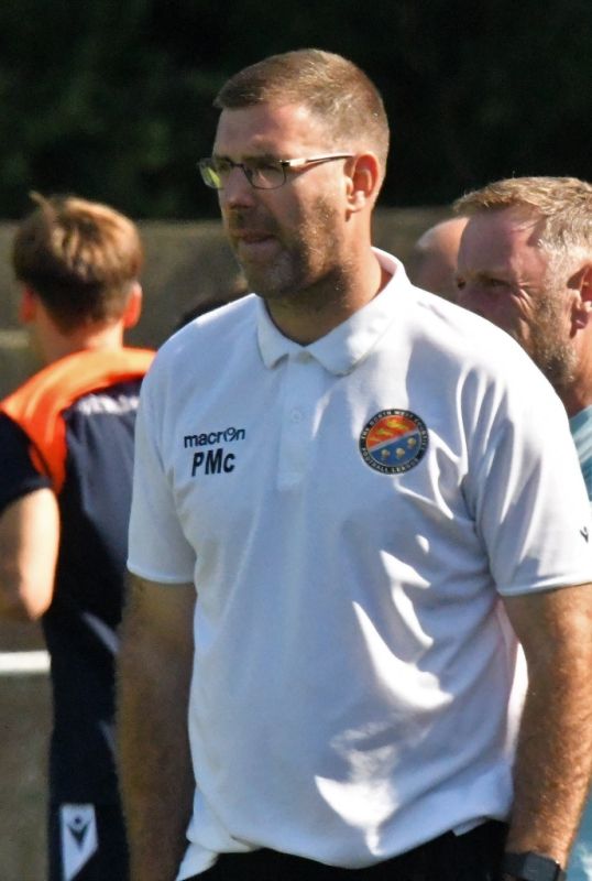 Football: Skelmersdale hit Gate for four