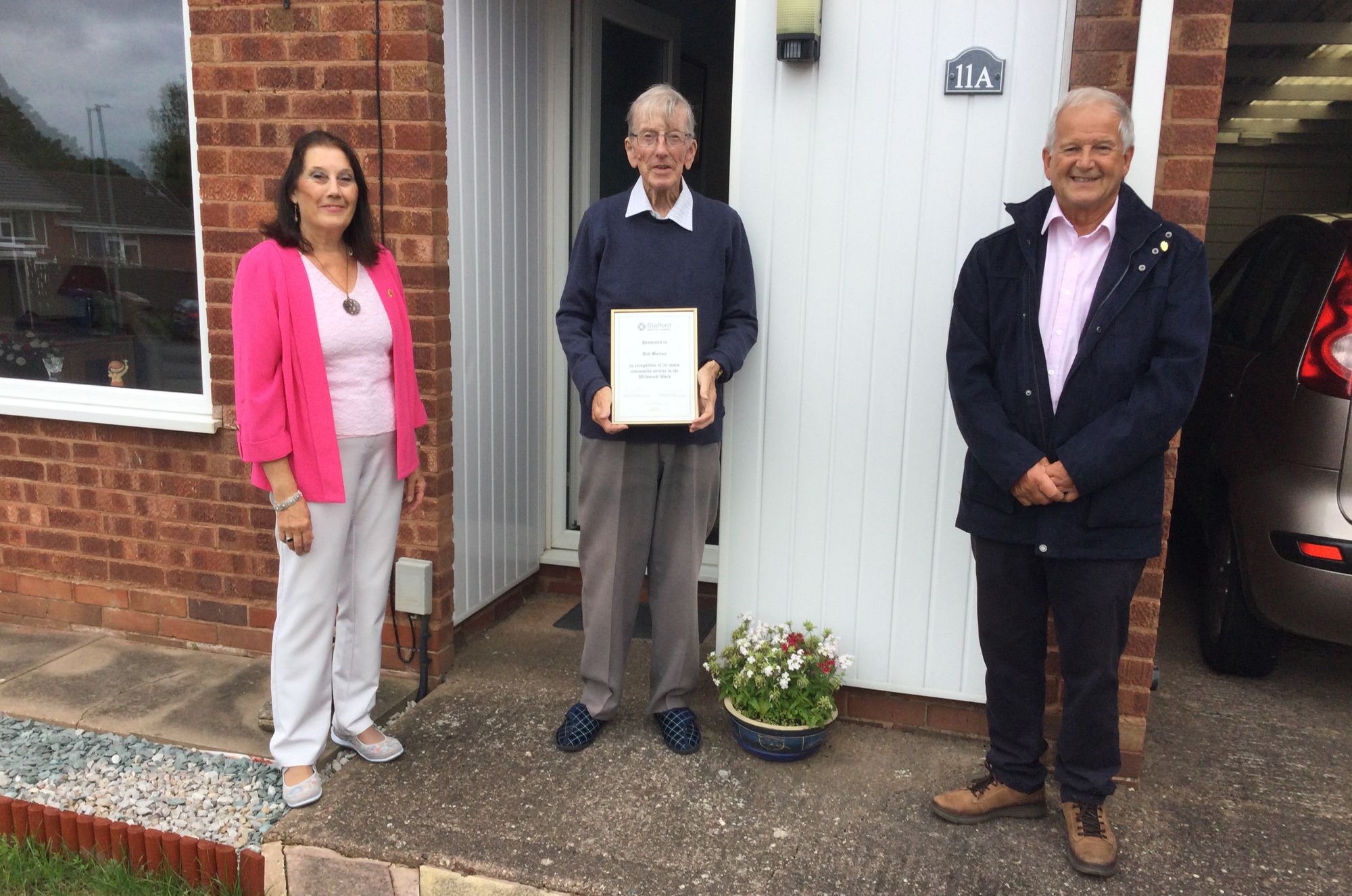 Litter picker of 20 years praised by councillors