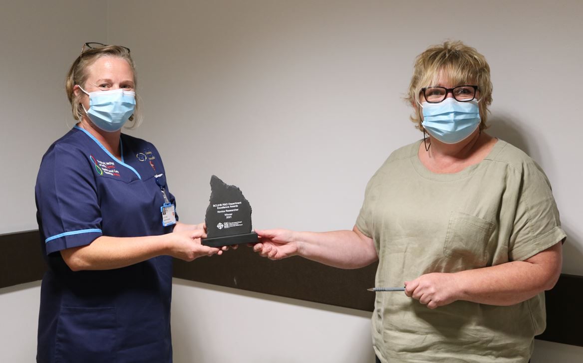 Gastroenterology Clinical Specialist Nurse Iola receives special award