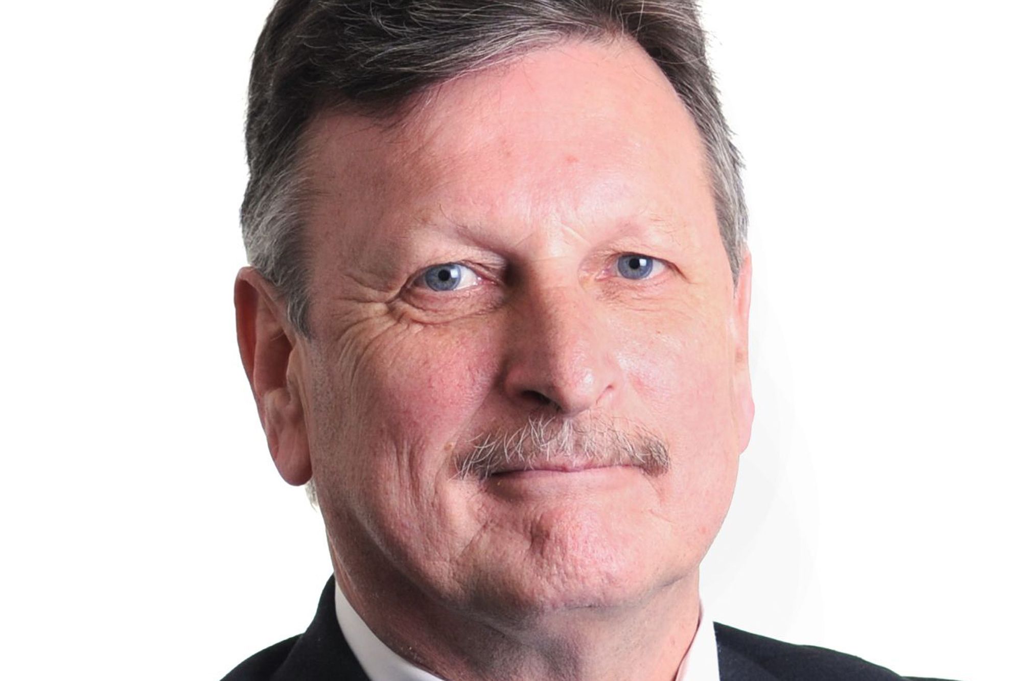 Bridgend Council members pay respects to ‘perfect gentleman’ Councillor Phil White