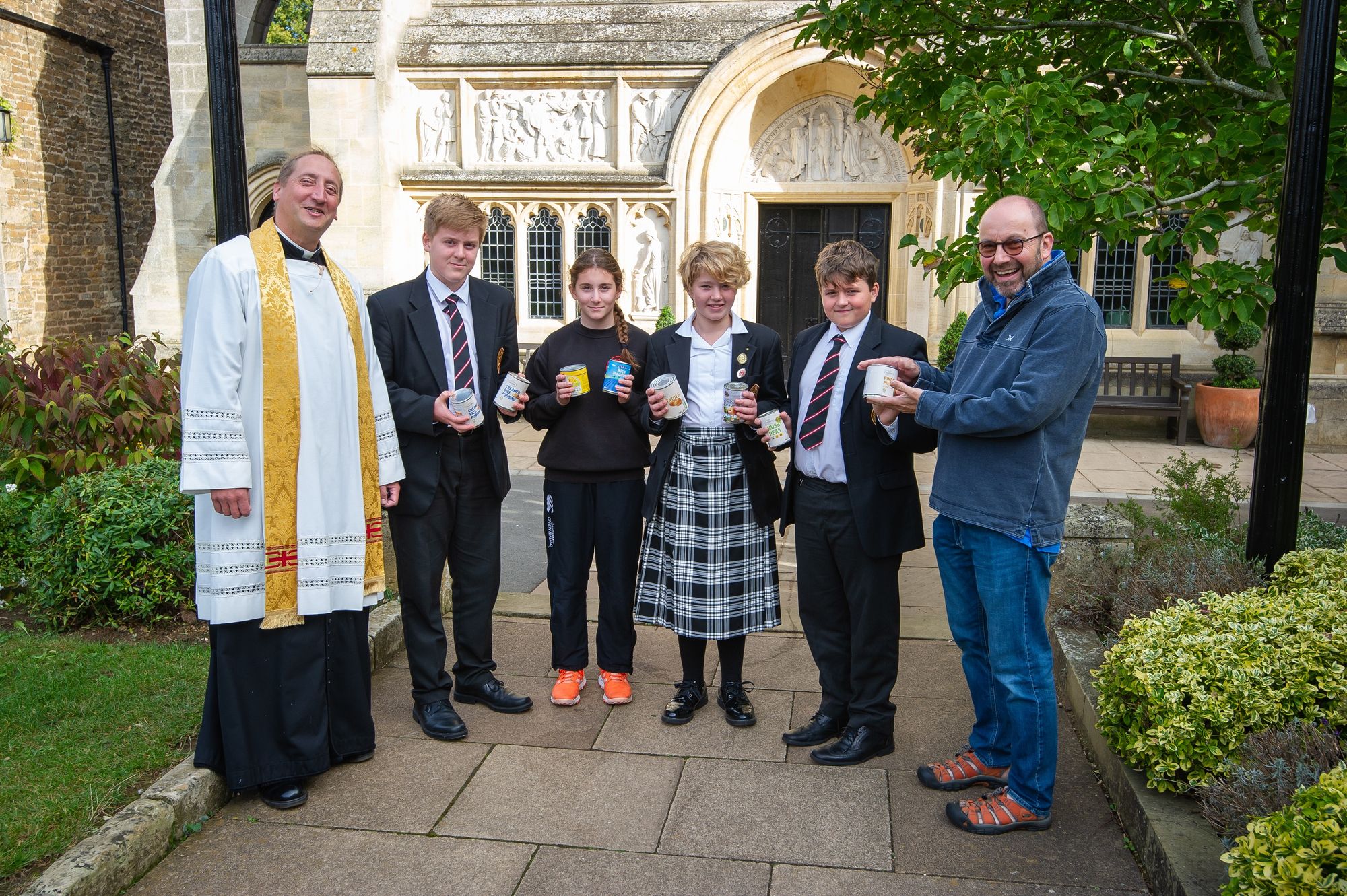 Rutland Foodbank Receives Nearly £1,000 Worth of Food from Oakham School