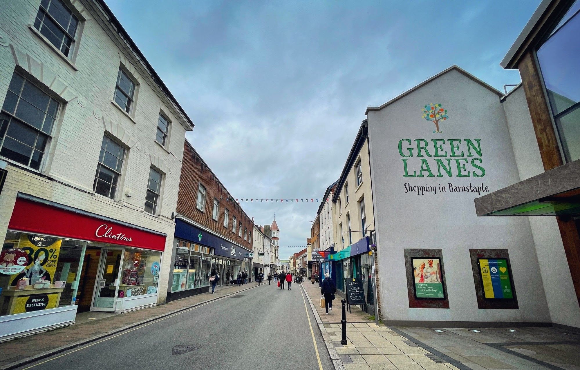 Council's call to join pledge to improve Barnstaple town centre