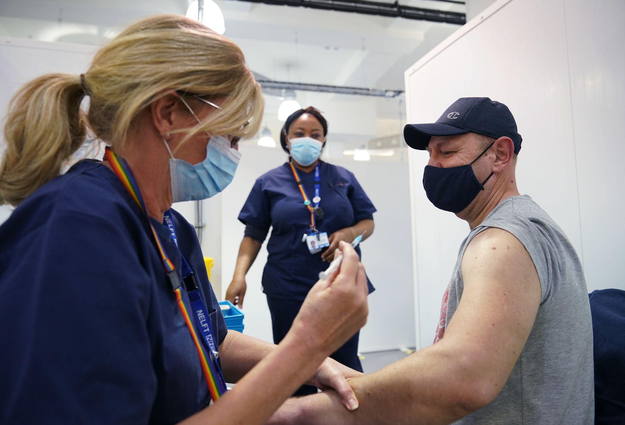 Three doses of the Pfizer Covid vaccine ‘neutralises Omicron’, study suggests